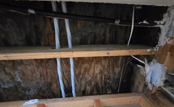 Gutter Overflow Water Removal in West Lake Hills, TX